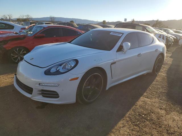  Salvage Porsche Panamera