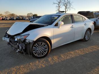  Salvage Lexus Es