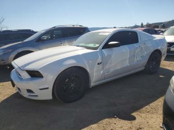  Salvage Ford Mustang