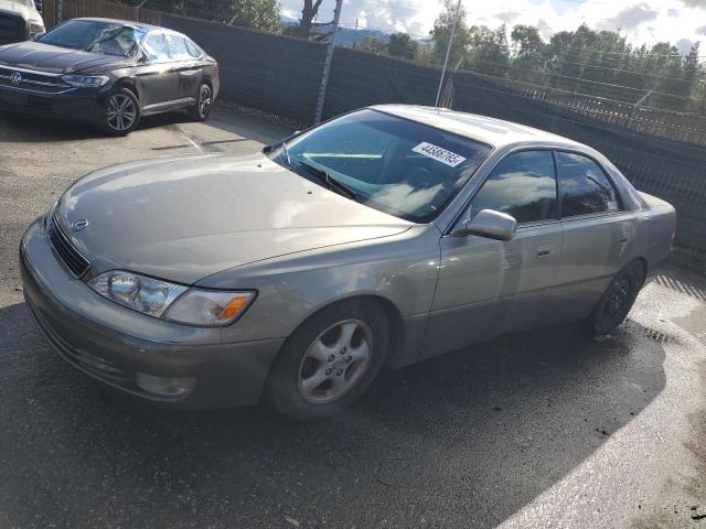  Salvage Lexus Es