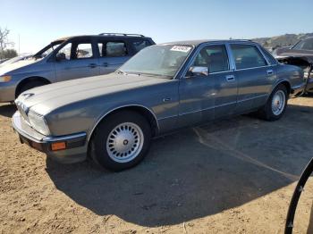  Salvage Jaguar Xj6