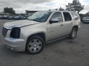  Salvage GMC Yukon