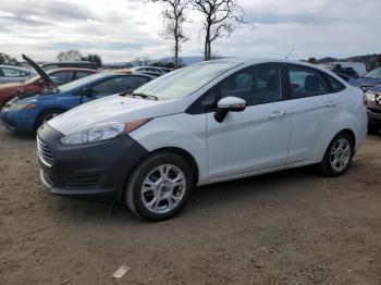  Salvage Ford Fiesta