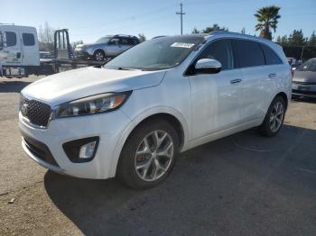  Salvage Kia Sorento