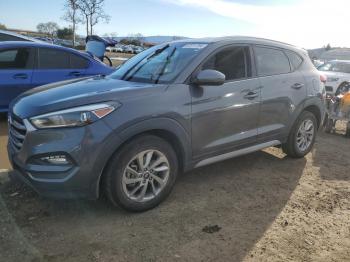  Salvage Hyundai TUCSON