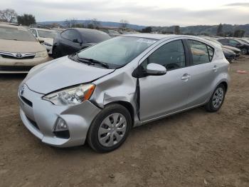  Salvage Toyota Prius