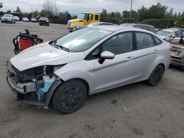  Salvage Ford Fiesta