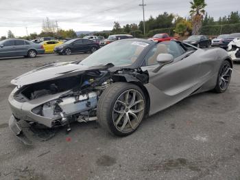  Salvage McLaren 720S