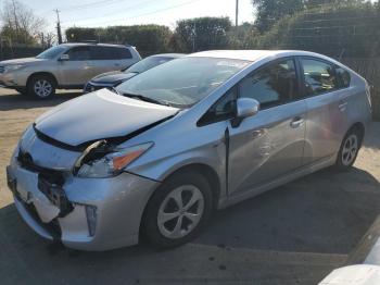  Salvage Toyota Prius