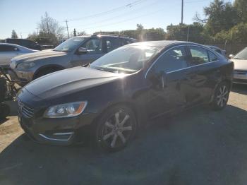  Salvage Volvo S60