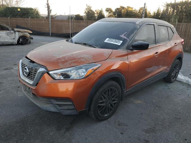  Salvage Nissan Kicks