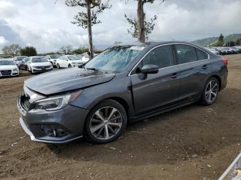  Salvage Subaru Legacy