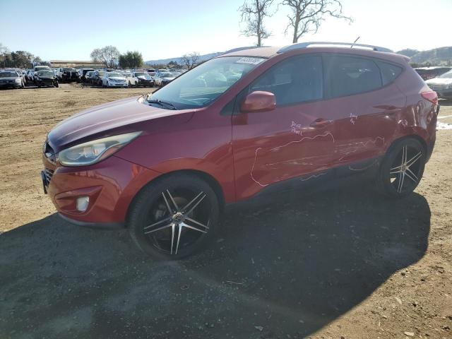  Salvage Hyundai TUCSON
