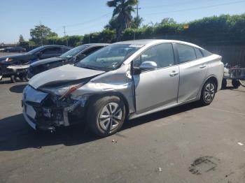  Salvage Toyota Prius