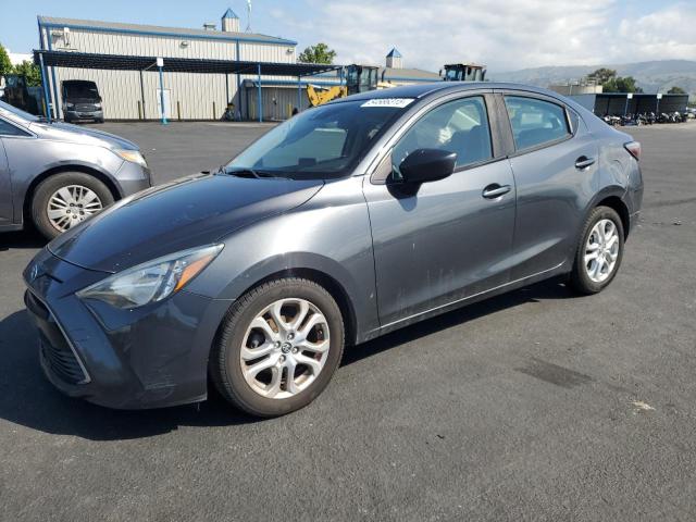  Salvage Toyota Yaris