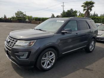  Salvage Ford Explorer