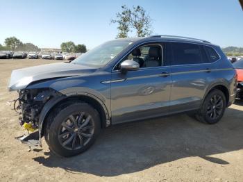  Salvage Volkswagen Tiguan