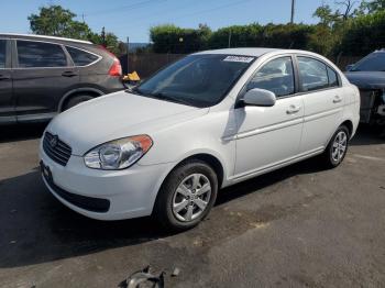  Salvage Hyundai ACCENT