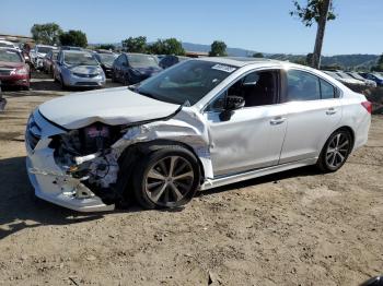  Salvage Subaru Legacy
