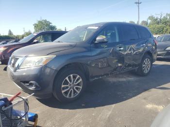  Salvage Nissan Pathfinder
