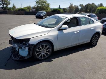  Salvage Volvo S60