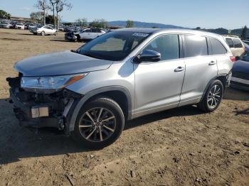  Salvage Toyota Highlander