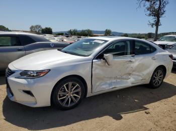  Salvage Lexus Es
