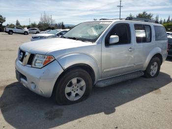  Salvage Nissan Pathfinder