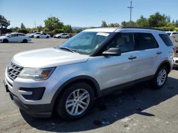  Salvage Ford Explorer