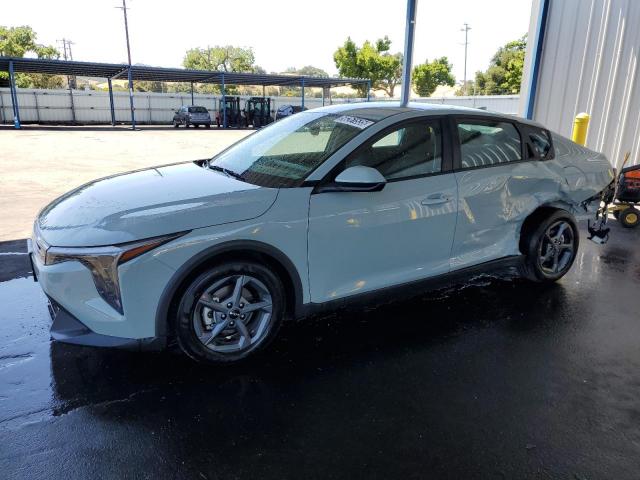  Salvage Kia K4 Lx