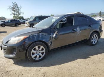  Salvage Mazda 3