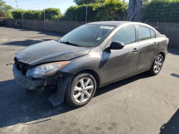  Salvage Mazda 3