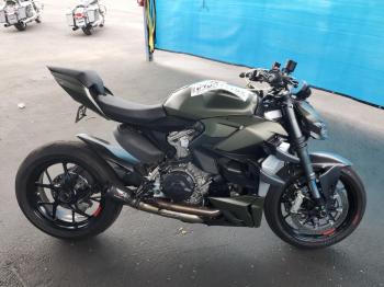  Salvage Ducati Streetfigh
