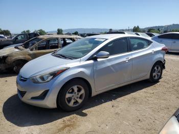  Salvage Hyundai ELANTRA