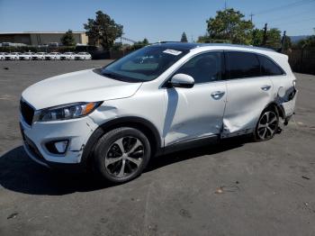  Salvage Kia Sorento
