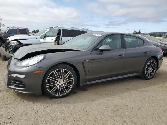  Salvage Porsche Panamera