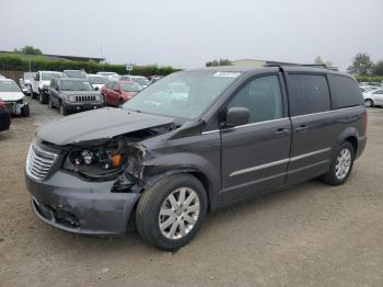 Salvage Chrysler Minivan