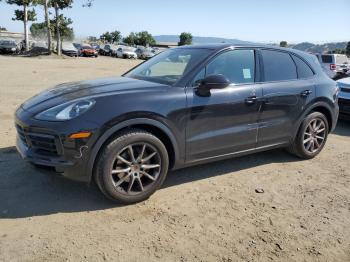  Salvage Porsche Cayenne
