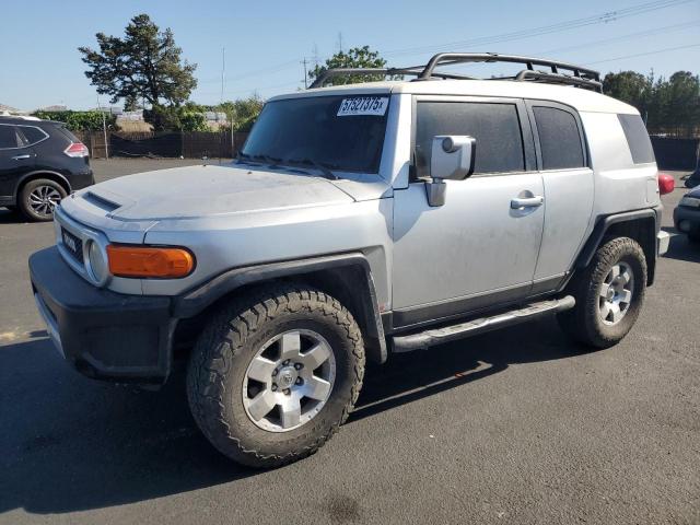  Salvage Toyota FJ Cruiser