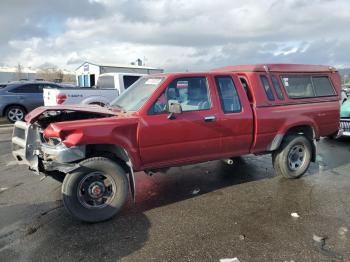  Salvage Toyota Pickup