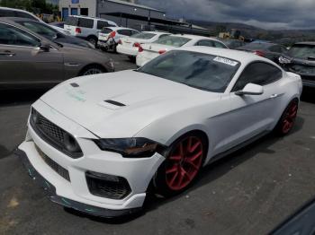  Salvage Ford Mustang
