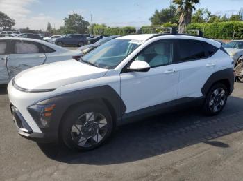  Salvage Hyundai KONA