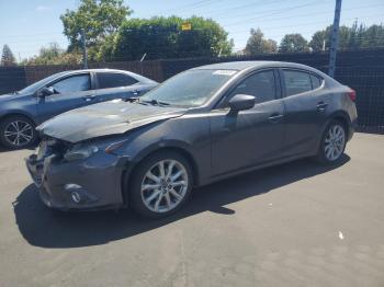  Salvage Mazda 3