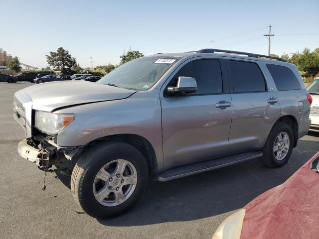  Salvage Toyota Sequoia