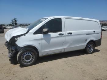  Salvage Mercedes-Benz Metris