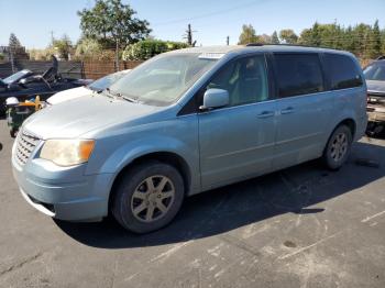  Salvage Chrysler Minivan