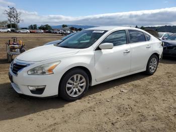  Salvage Nissan Altima