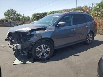  Salvage Nissan Pathfinder