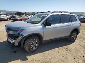  Salvage Honda Passport