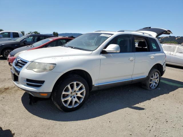  Salvage Volkswagen Touareg